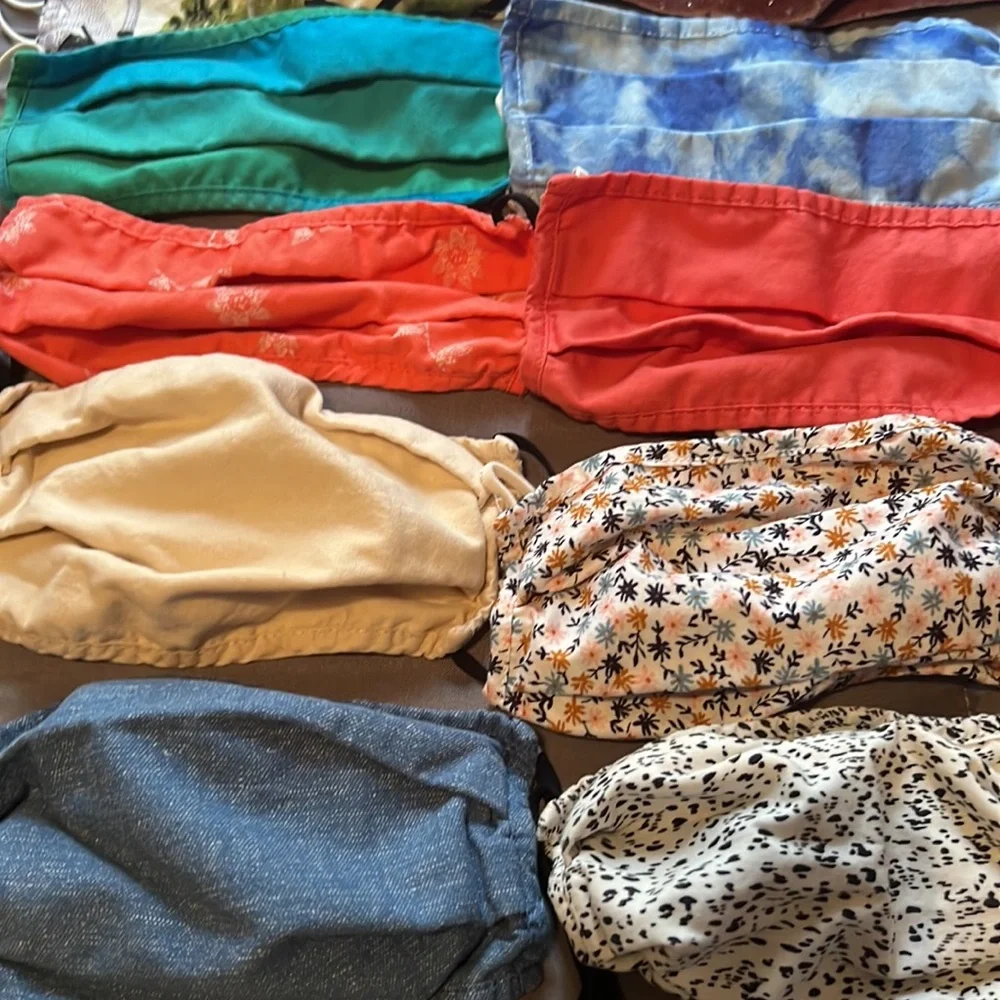 Bundle of 26 Women’s Face Masks Old Navy Hawaii Chicago Dog Paws Hollywood Print